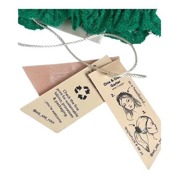 We are HAH / Free People NWT Strung Out Garter Emerald Green Headband Scrunchie - Picture 2 of 5
